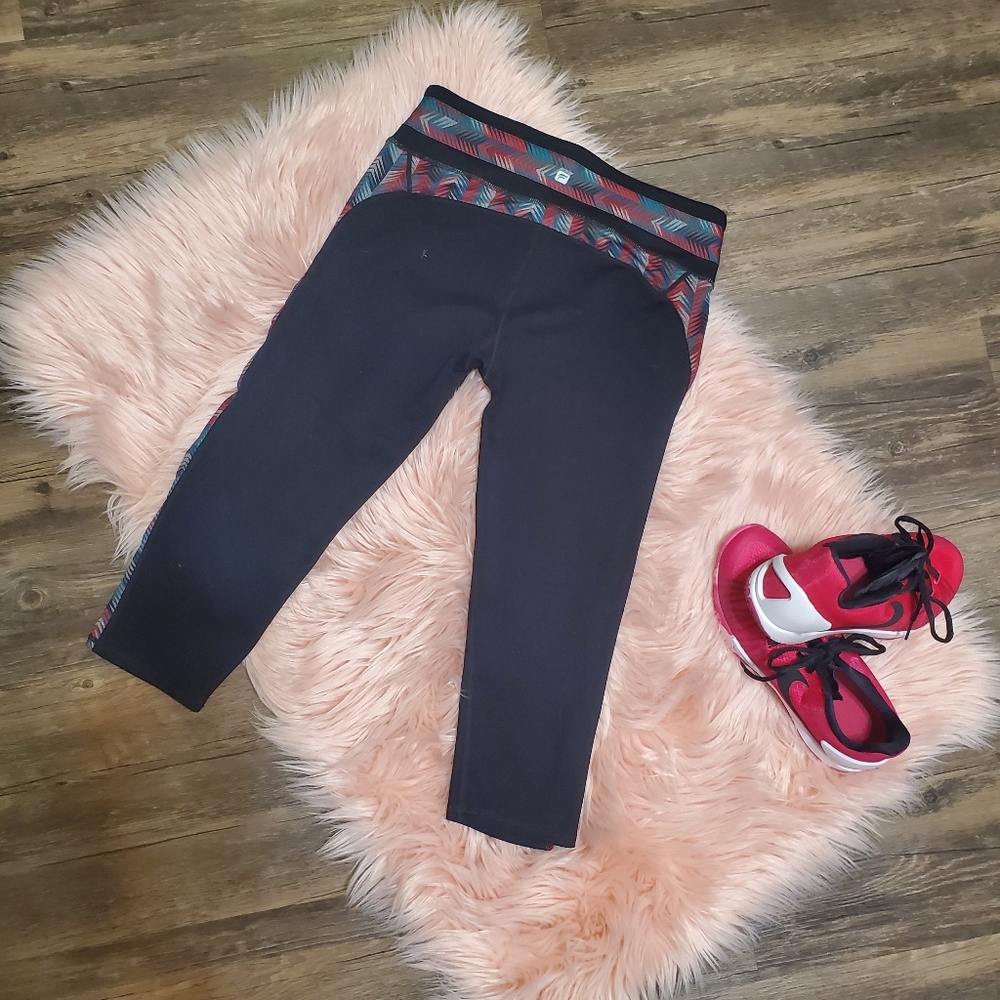 Reversible Fabletics Crops - Picture 4 of 5